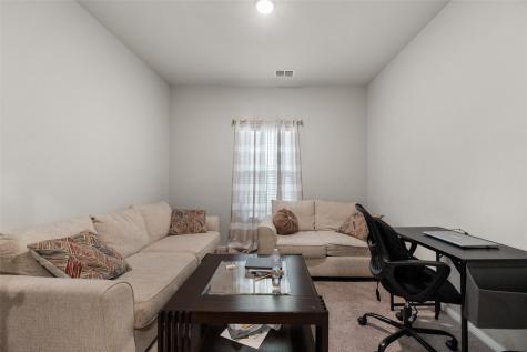 1215 Putnam Street Mansfield TX 76063