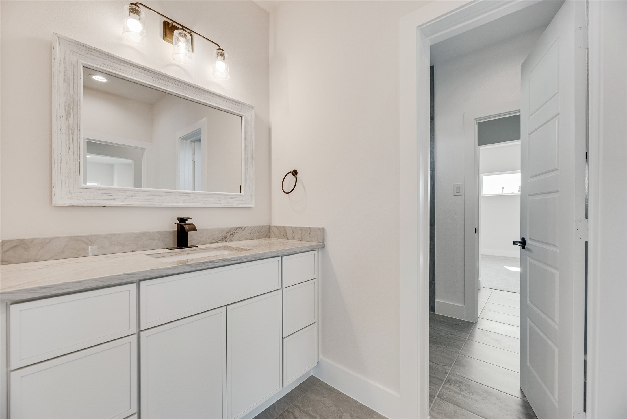 6046 Plum Dale Road Dallas TX 75241