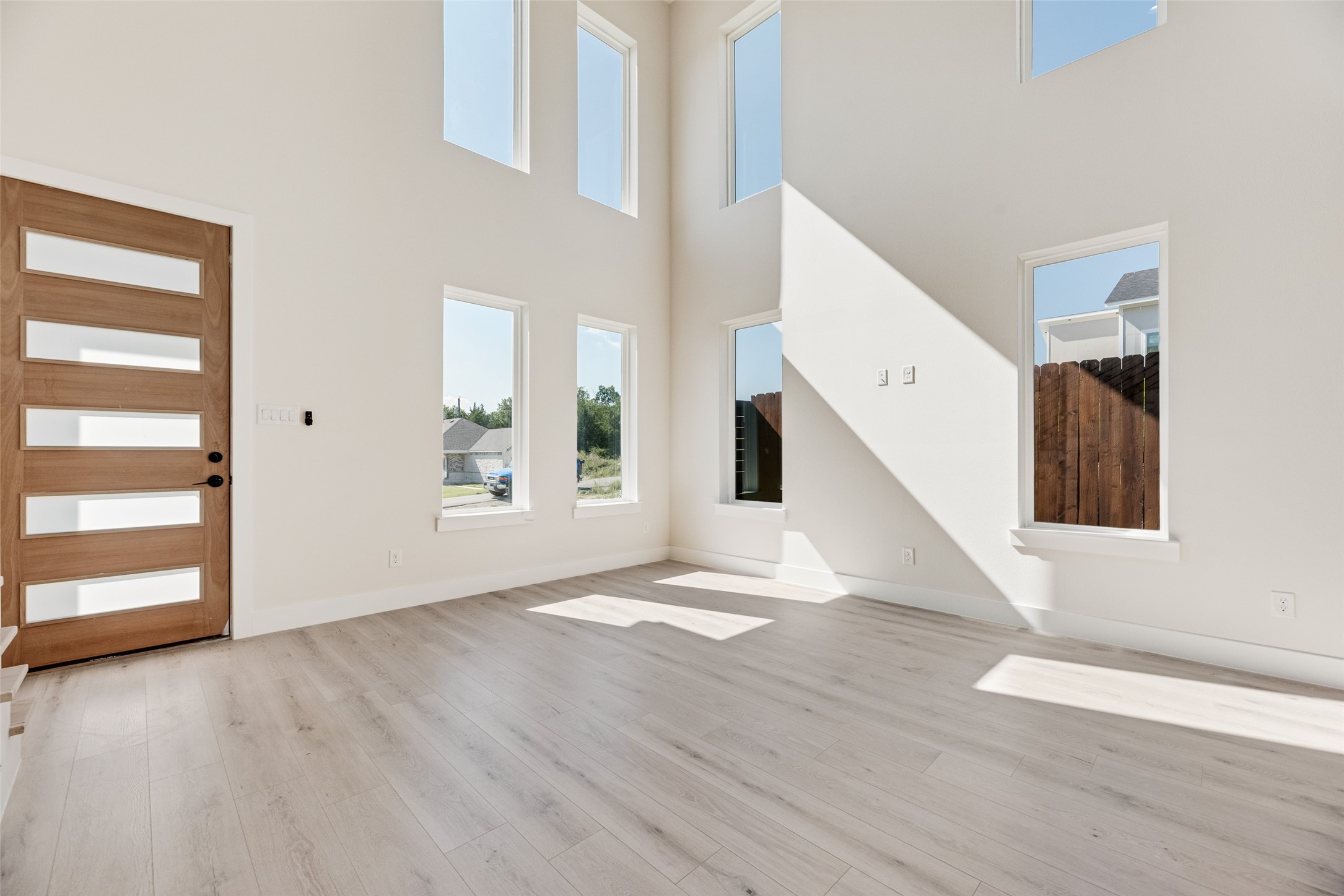 6046 Plum Dale Road Dallas TX 75241