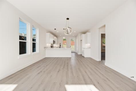 6046 Plum Dale Road Dallas TX 75241