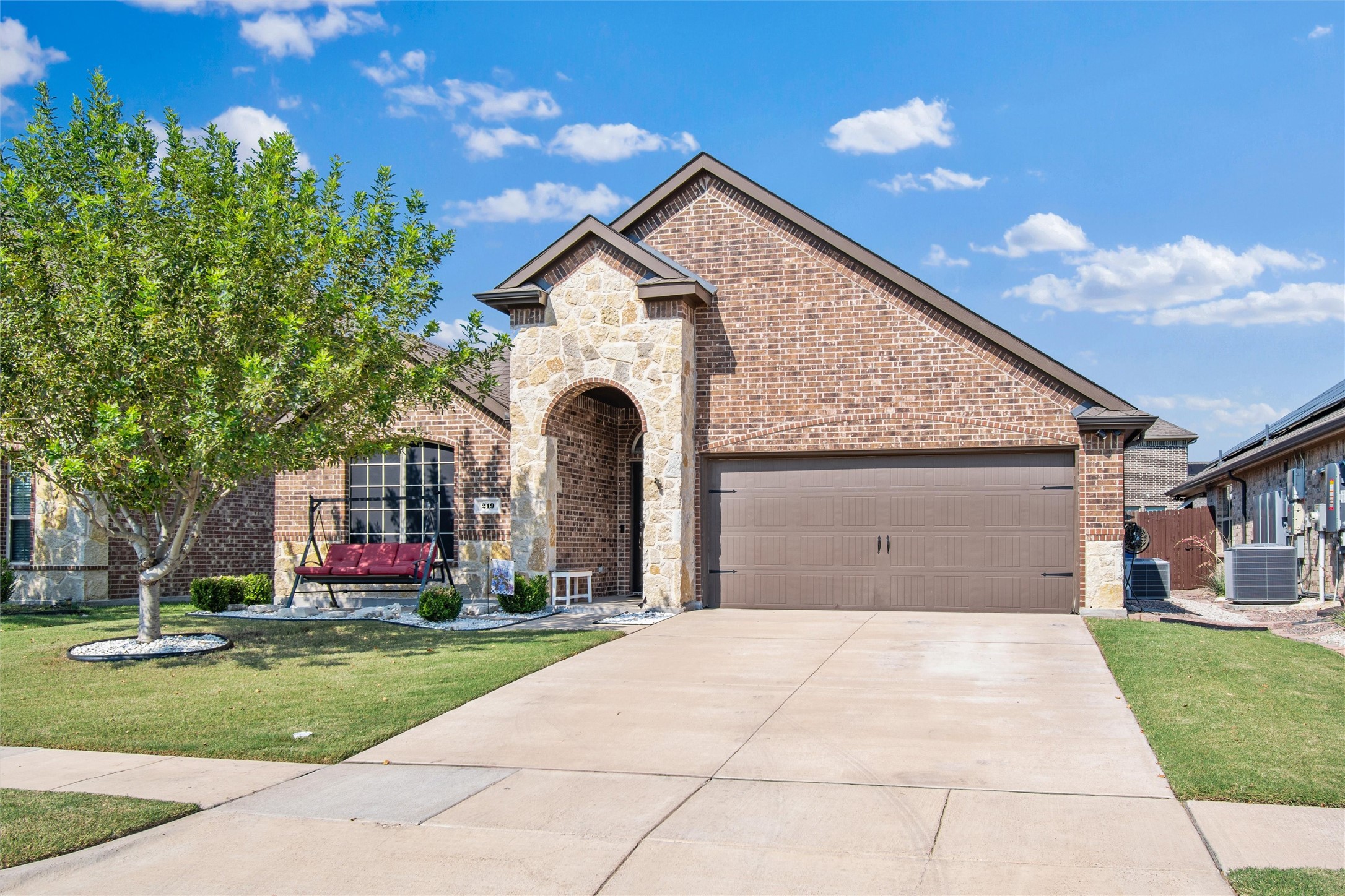 219 Garden Grove Drive Waxahachie TX 75165
