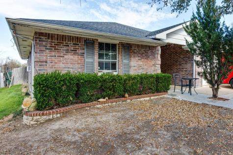 3833 Kiest Knoll Drive Dallas TX 75233