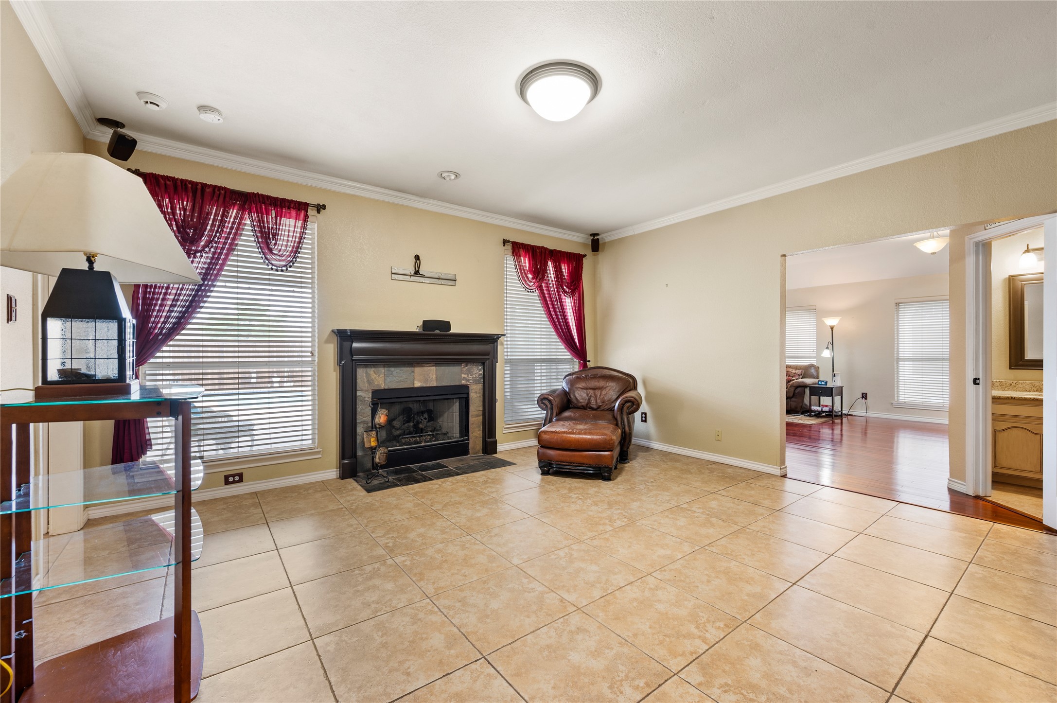 1138 Holly Drive Carrollton TX 75010
