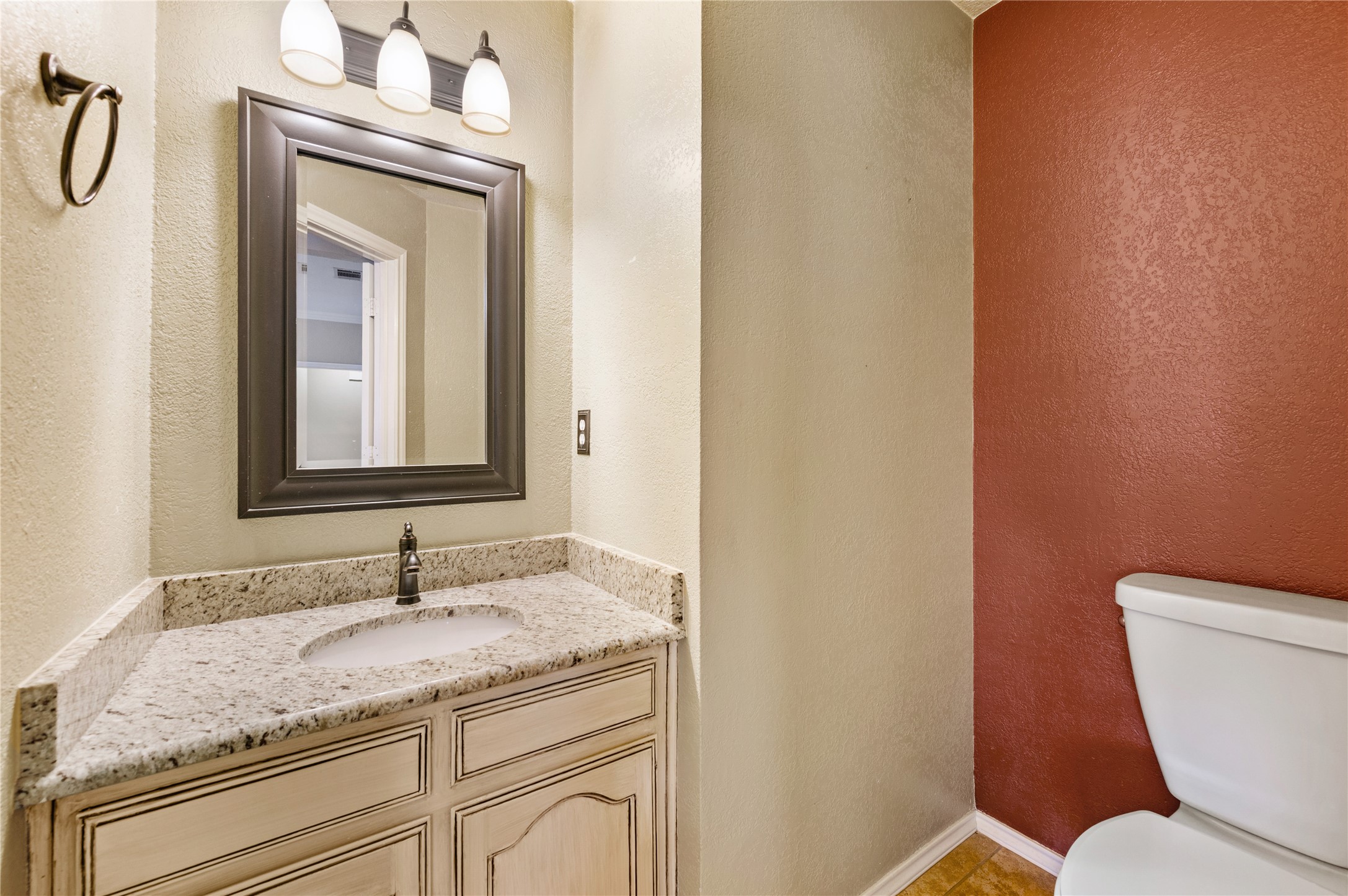 1138 Holly Drive Carrollton TX 75010