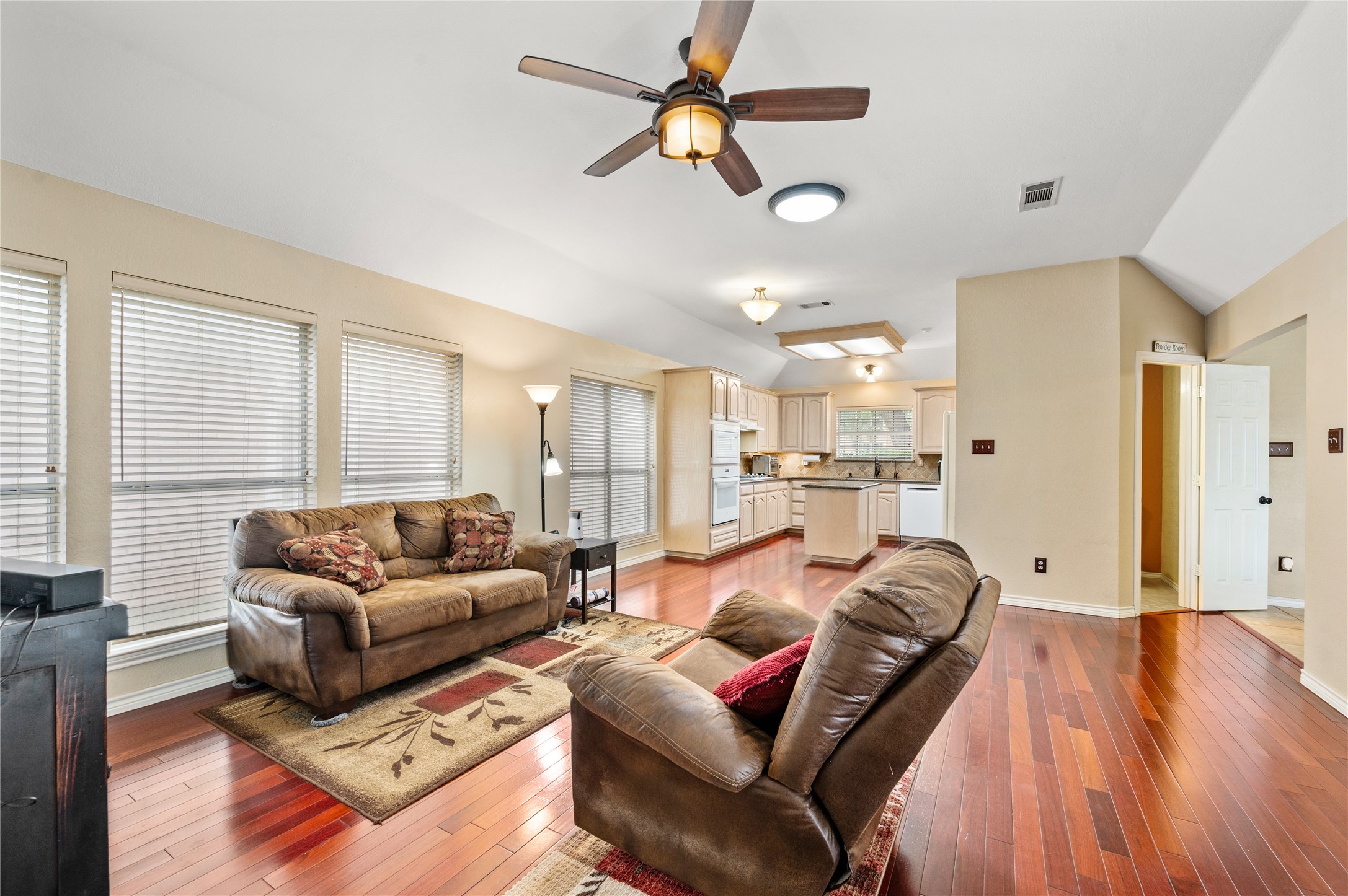 1138 Holly Drive Carrollton TX 75010