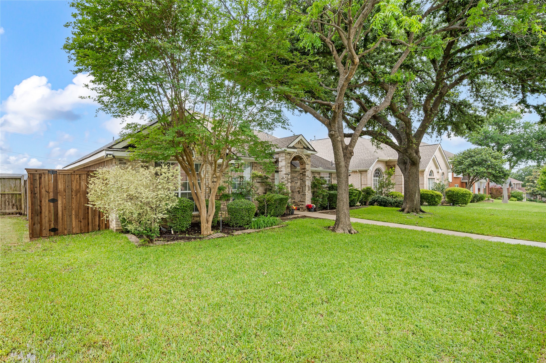 1138 Holly Drive Carrollton TX 75010