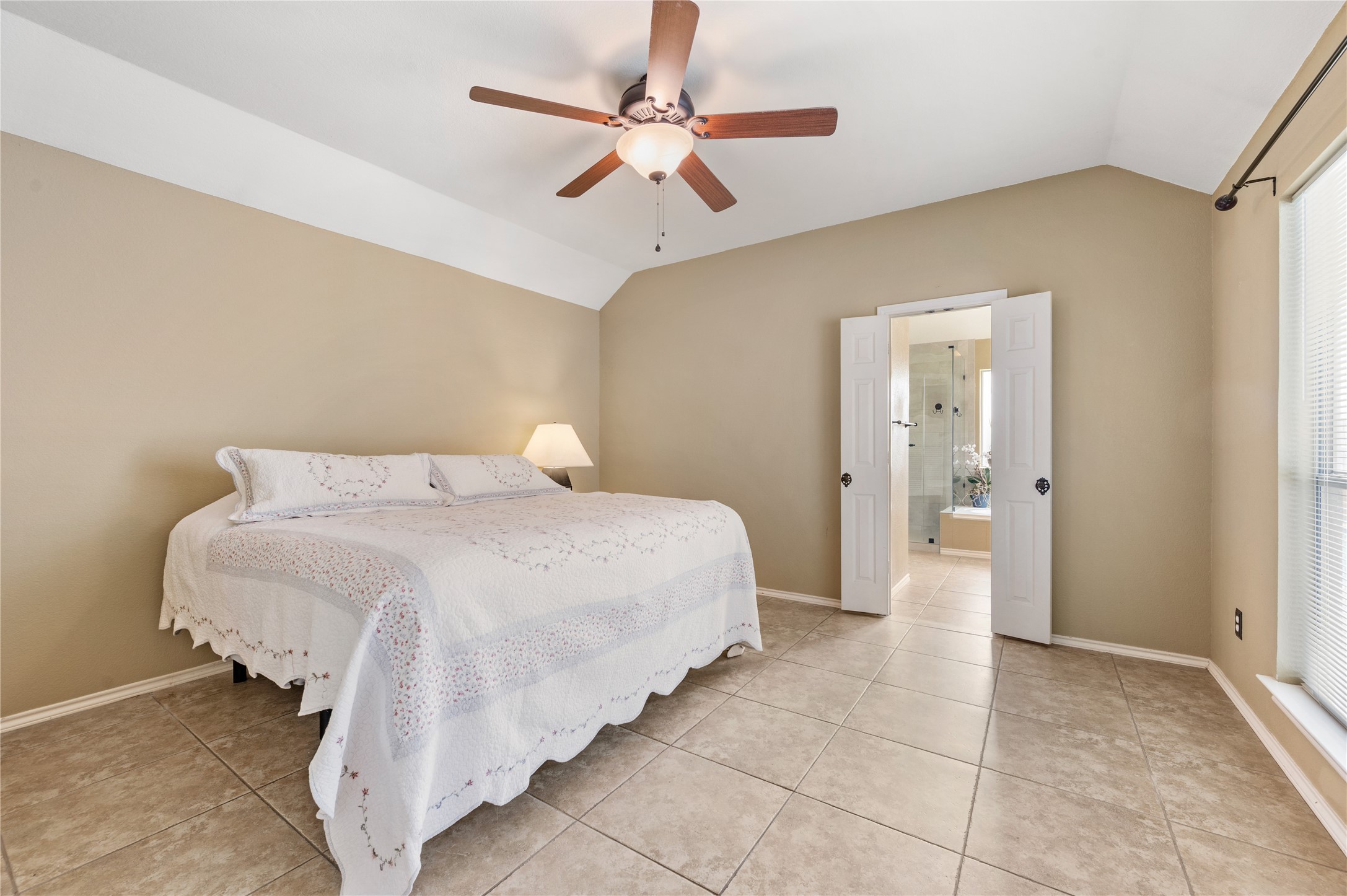 1138 Holly Drive Carrollton TX 75010