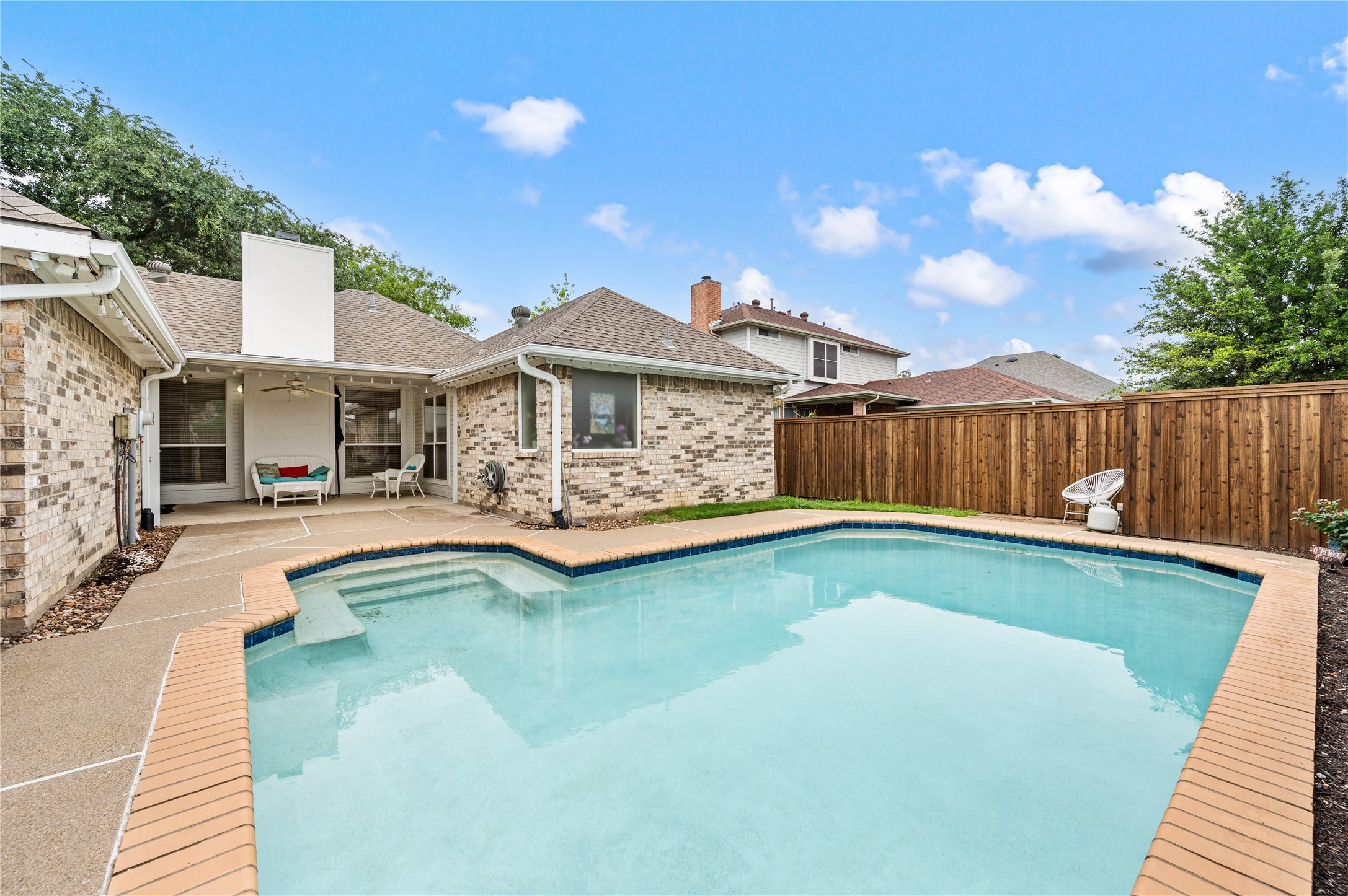 1138 Holly Drive Carrollton TX 75010