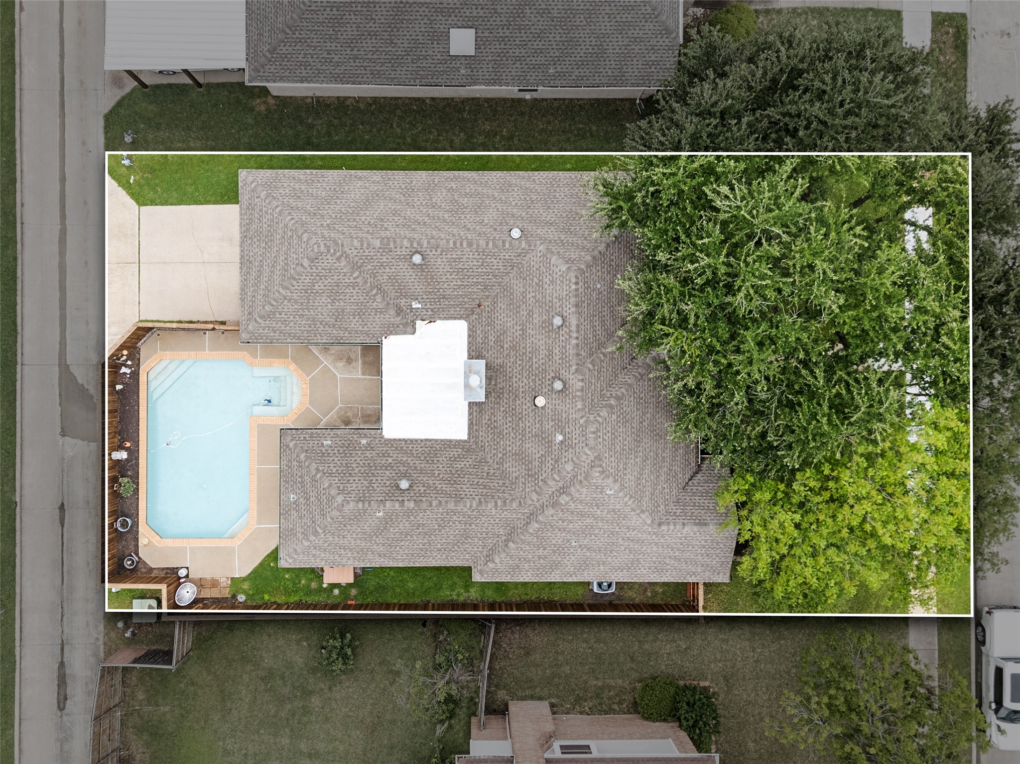 1138 Holly Drive Carrollton TX 75010