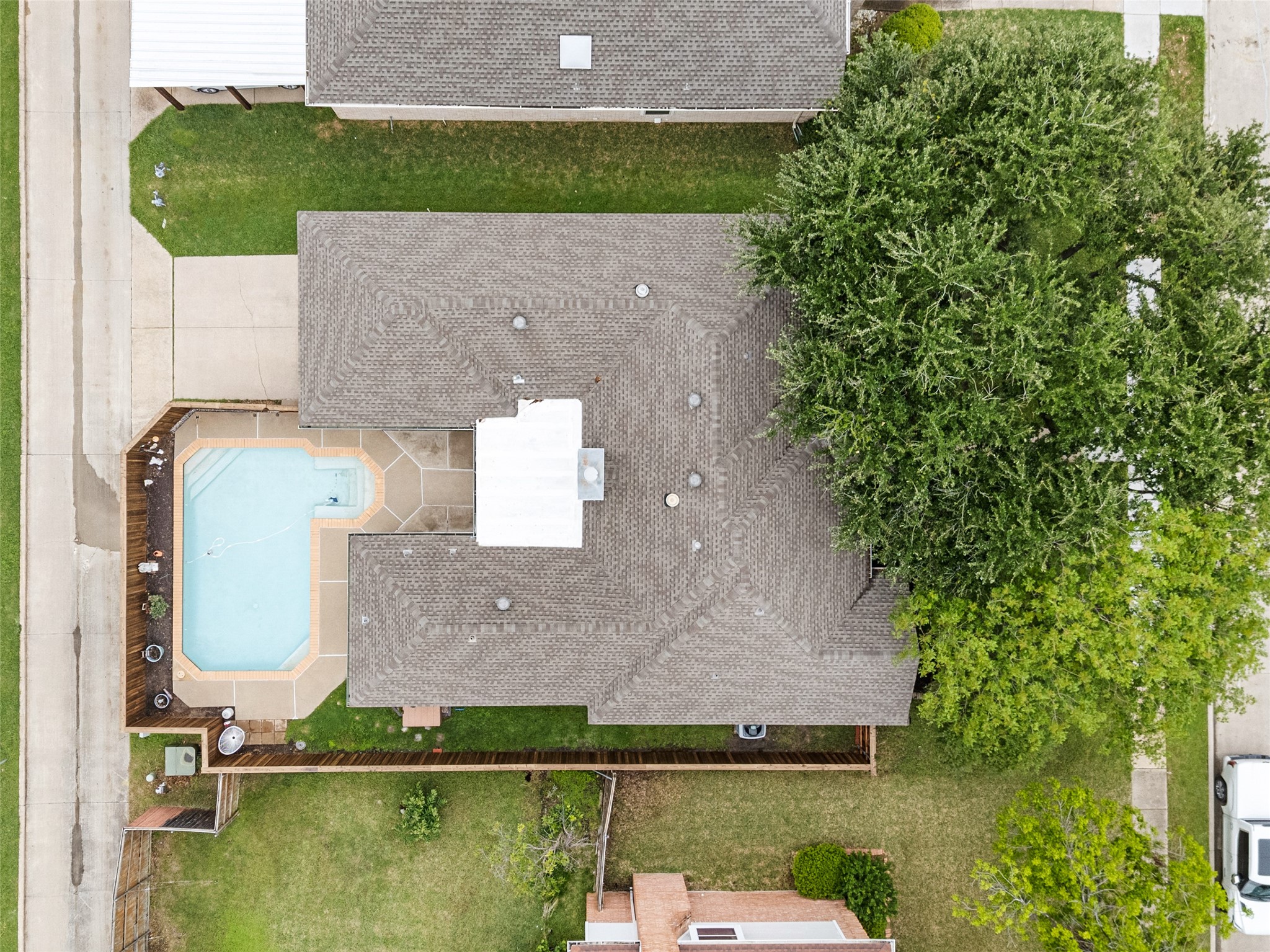 1138 Holly Drive Carrollton TX 75010