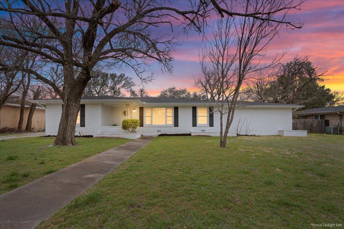 2416 Lake Air Drive Waco TX 76710
