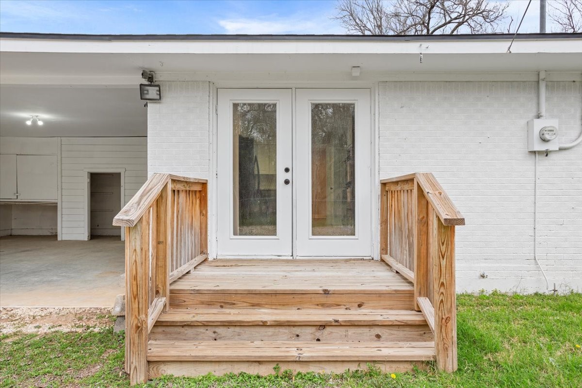2416 Lake Air Drive Waco TX 76710
