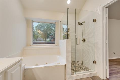 600 N Chattey Road Desoto TX 75115