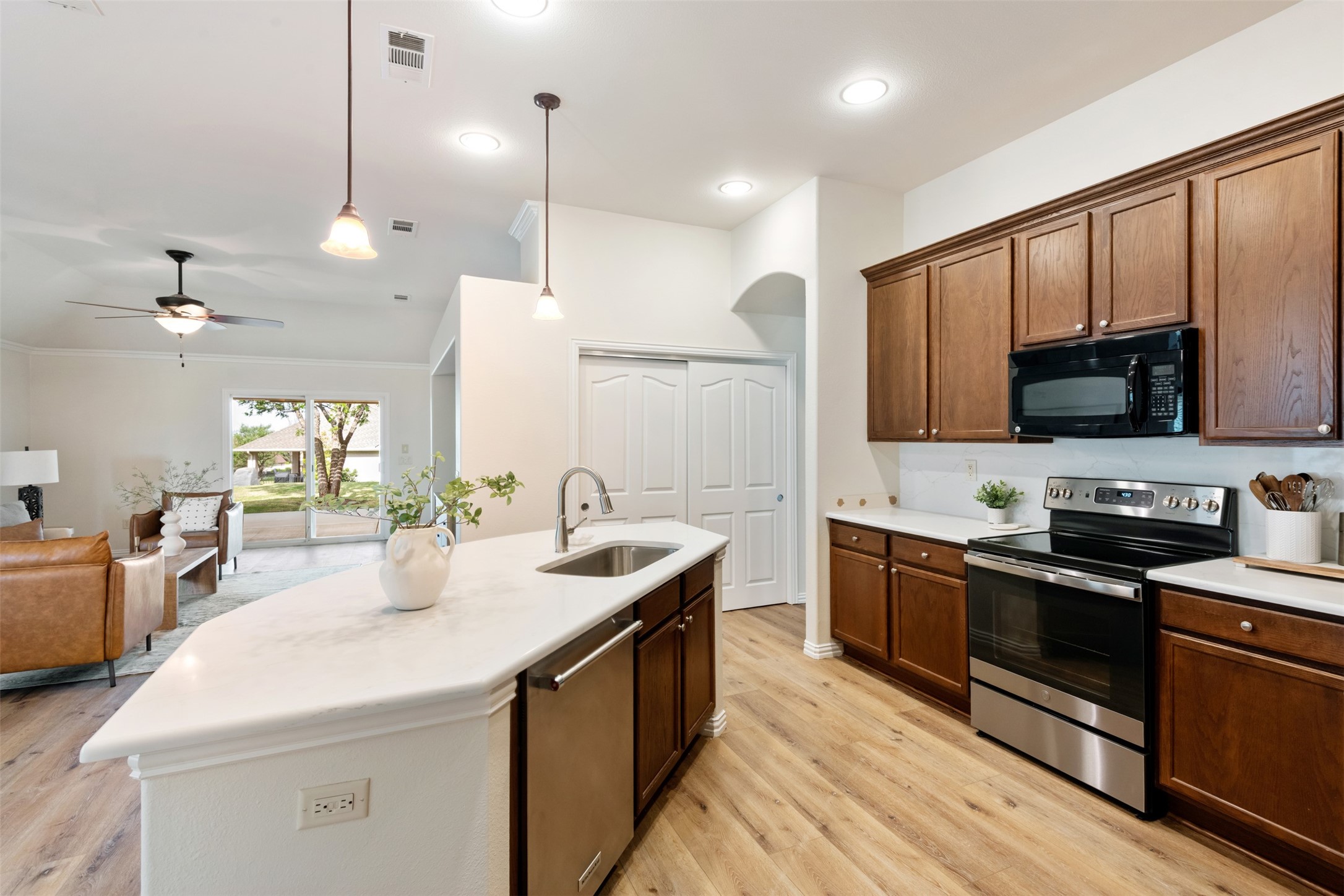 10000 La Jolla Way Denton TX 76207