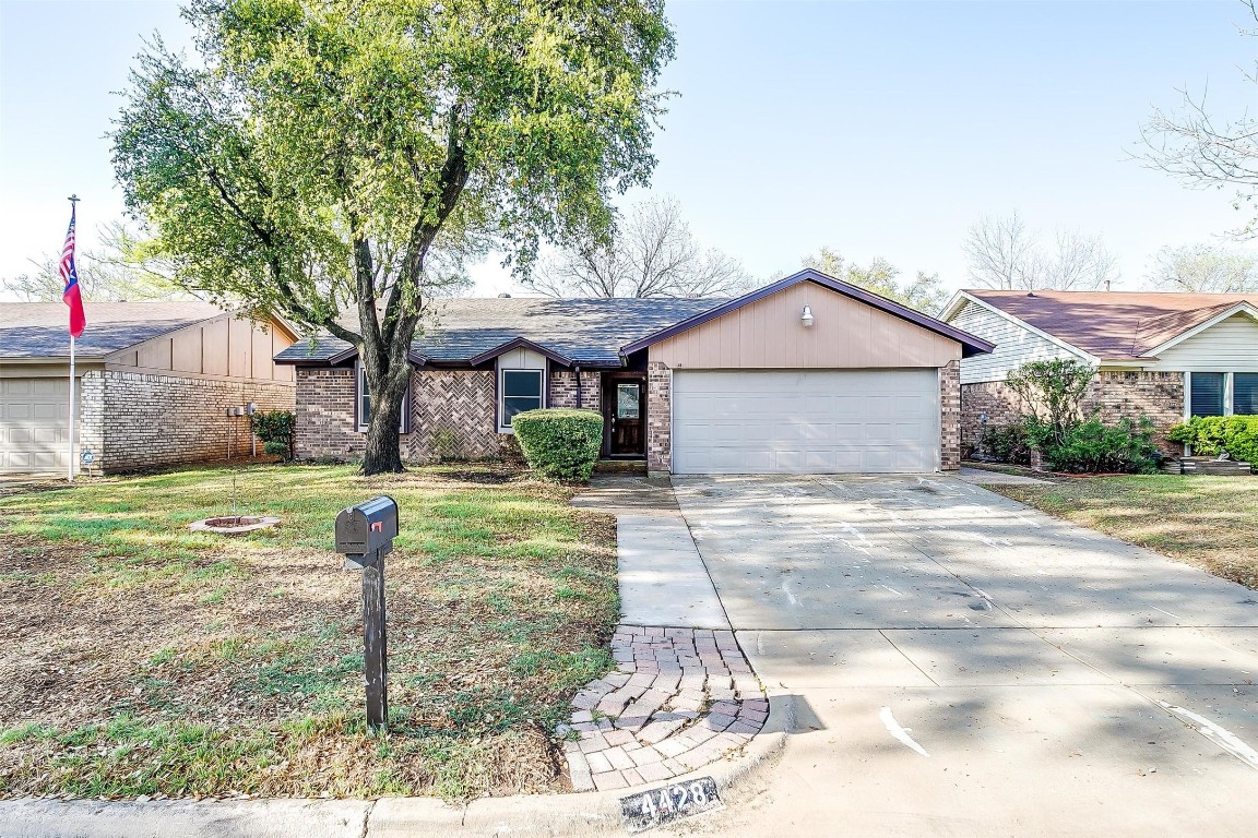 4428 Aspen Way Haltom City TX 76137