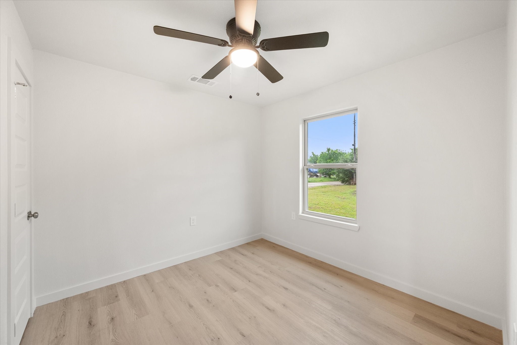 901 S 3rd Dawson TX 76639