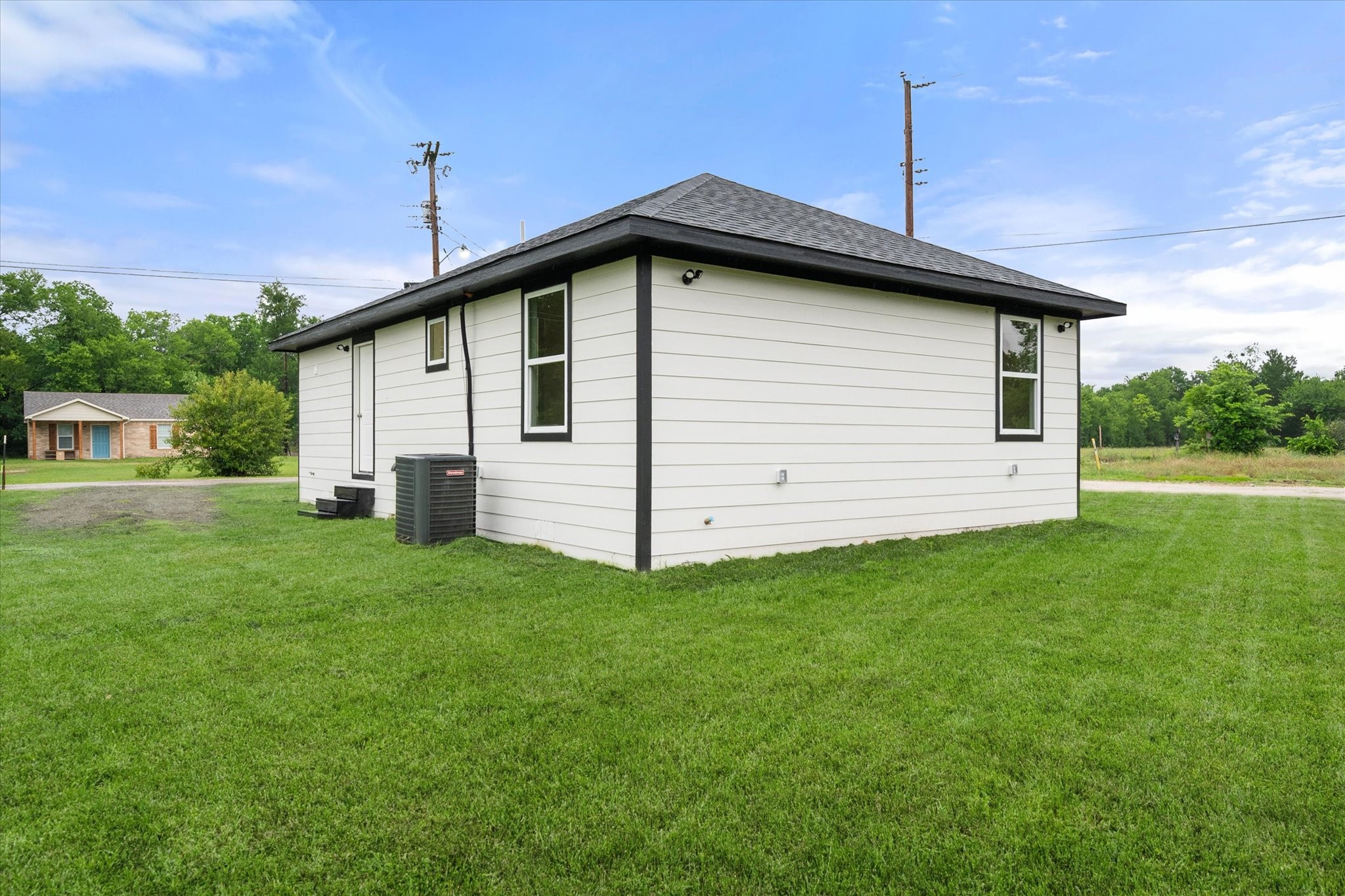 901 S 3rd Dawson TX 76639