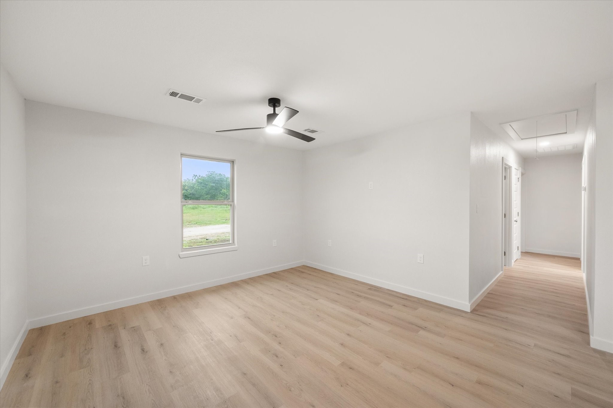 901 S 3rd Dawson TX 76639