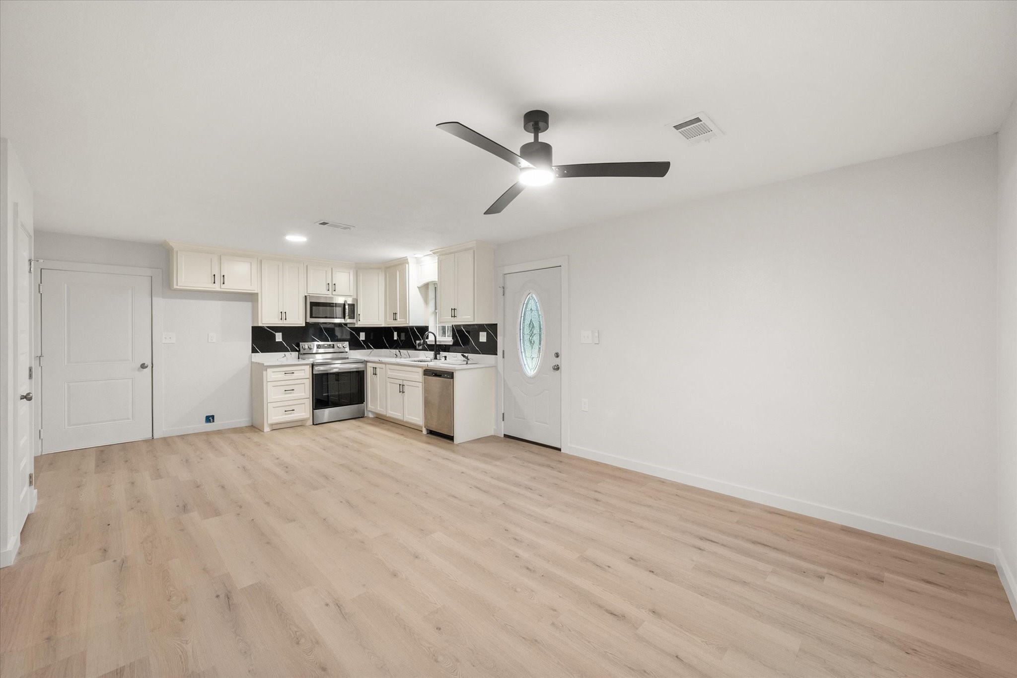 901 S 3rd Dawson TX 76639