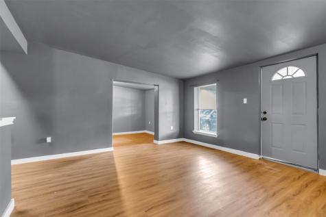 918 Garden Drive Garland TX 75040