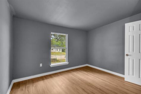918 Garden Drive Garland TX 75040