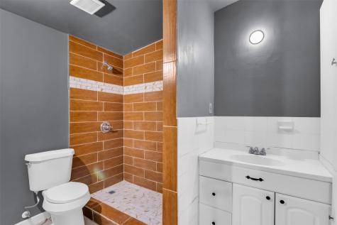 918 Garden Drive Garland TX 75040