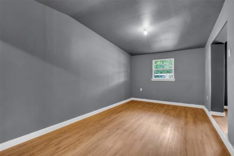 918 Garden Drive Garland TX 75040