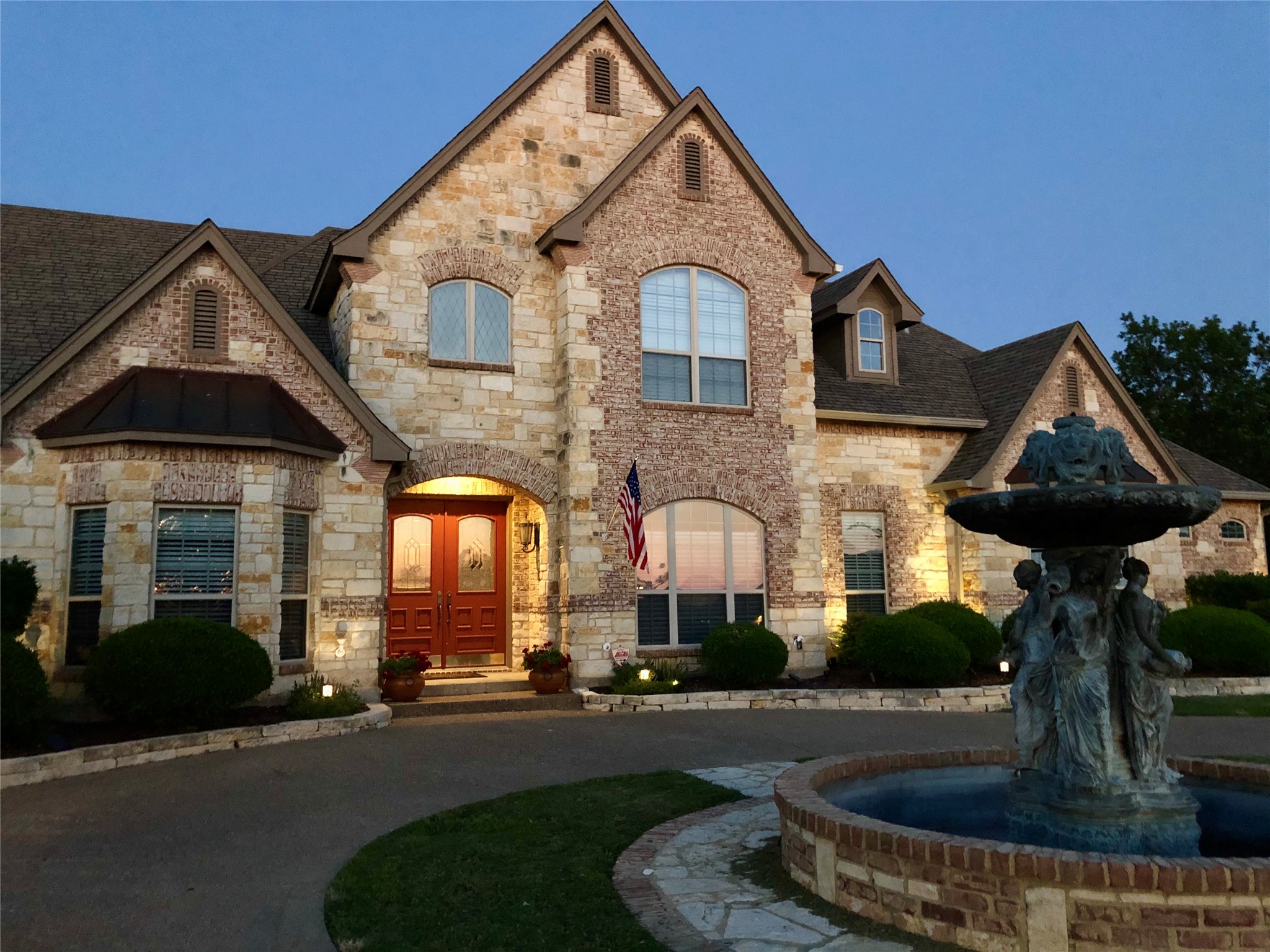 2930 Falcon Way Midlothian TX 76065