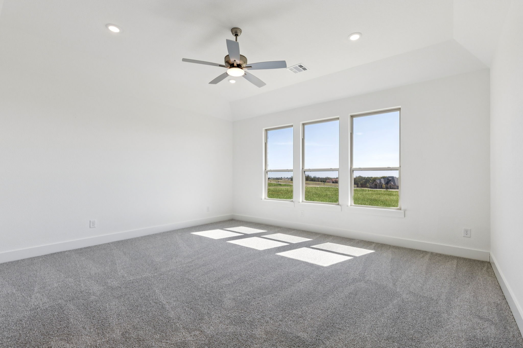133 Swan Lake Drive Waxahachie TX 75165