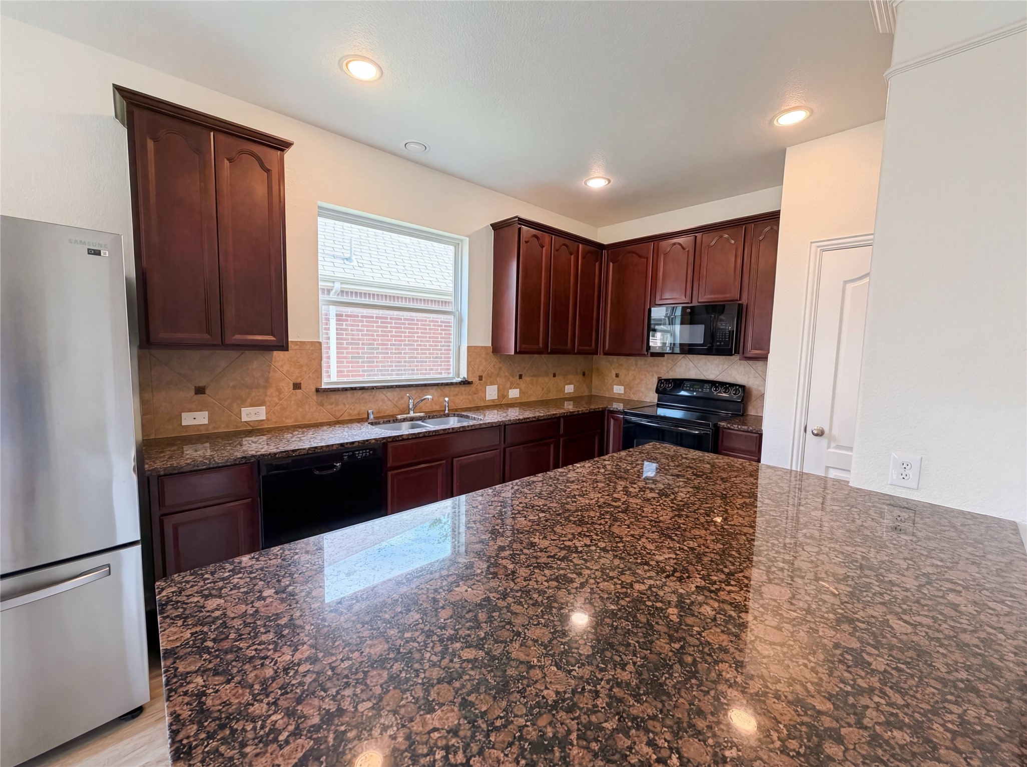895 Honey Locust Drive Fate TX 75087