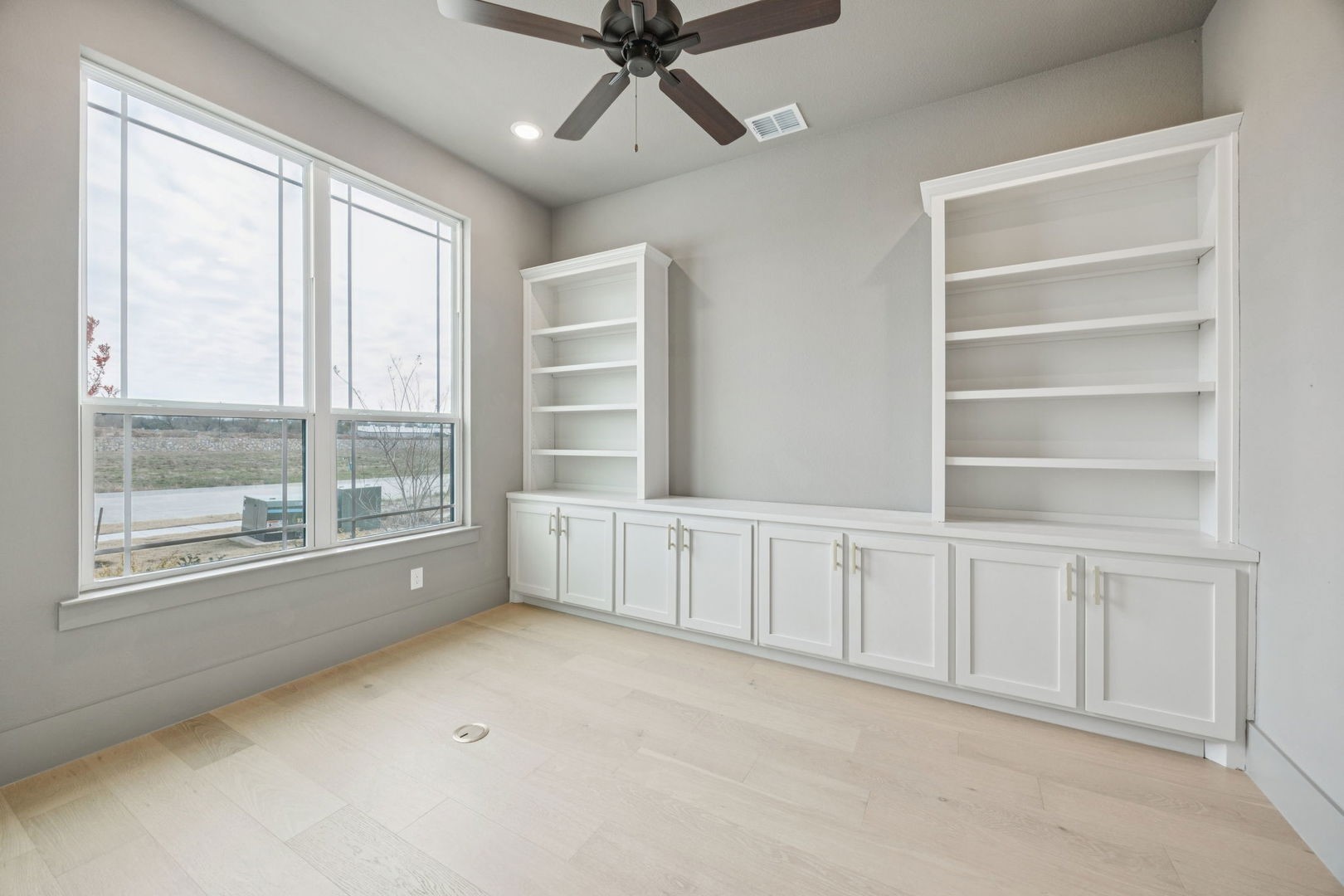 500 Shadowfax Drive Aledo TX 76008