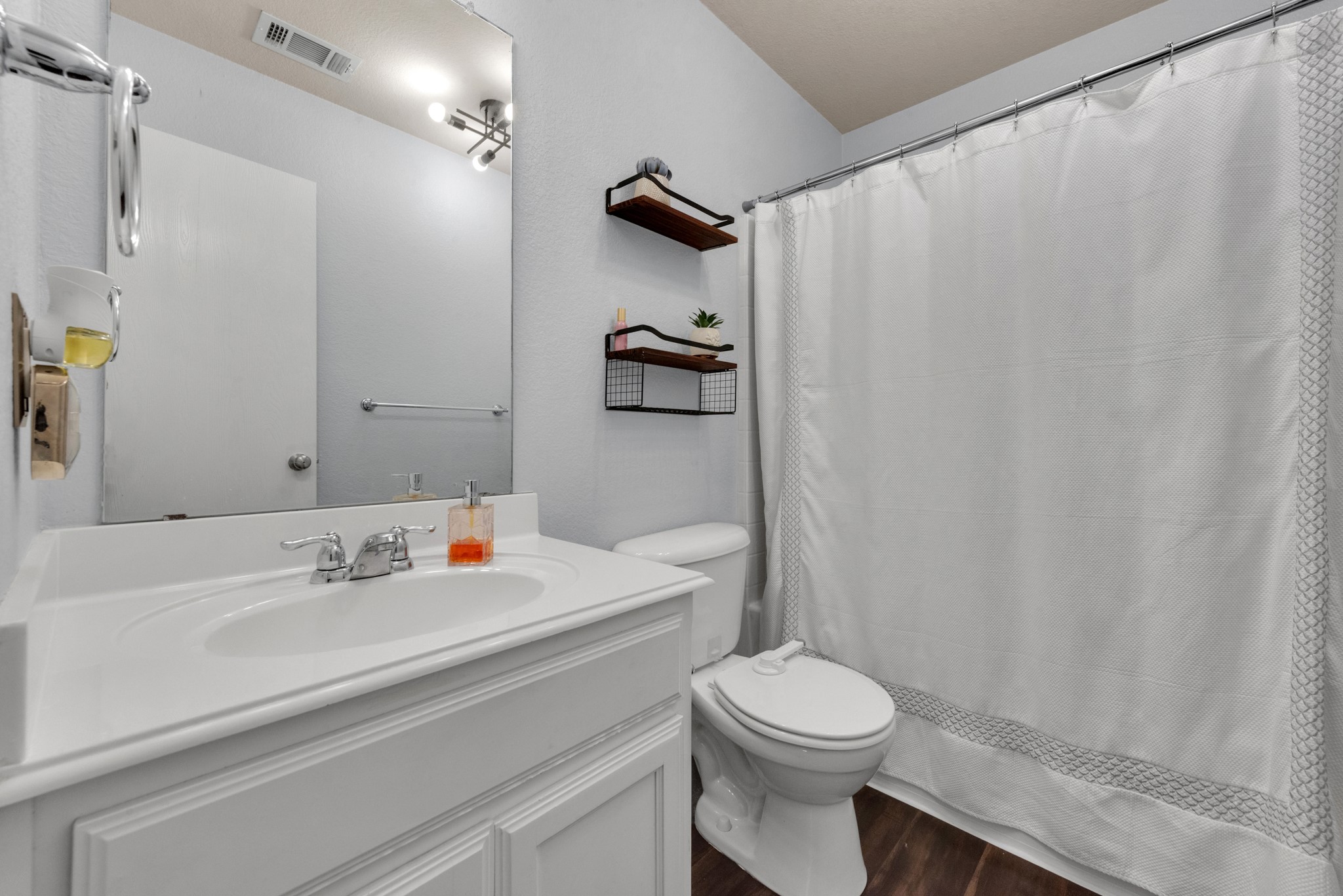 513 Crescent Creek Lane Fort Worth TX 76140