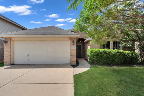 513 Crescent Creek Lane Fort Worth TX 76140