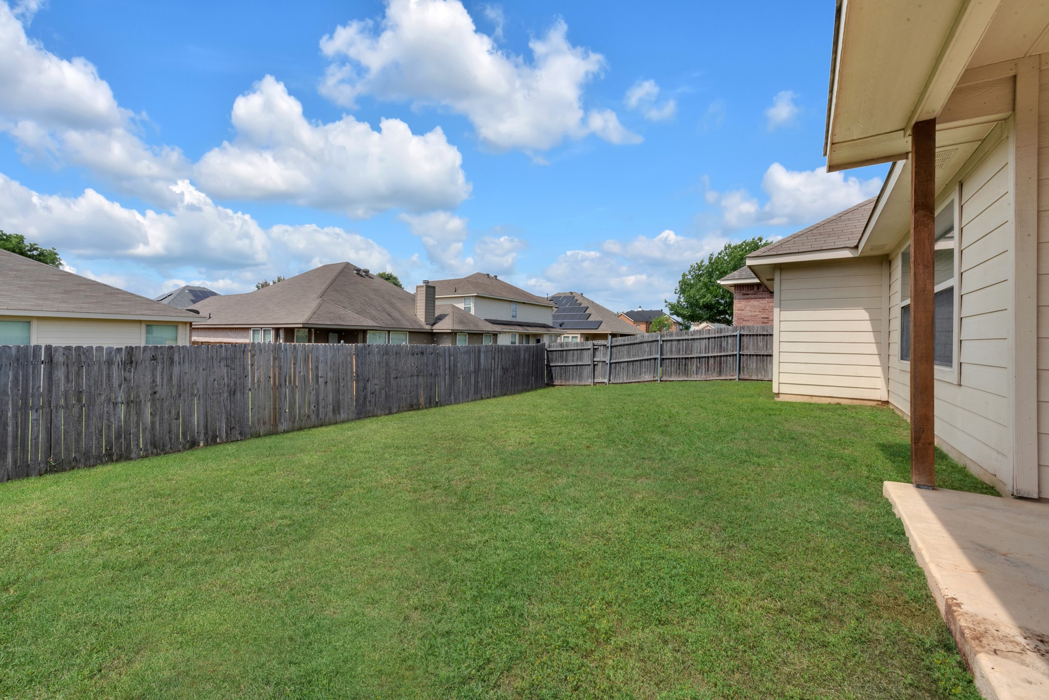 513 Crescent Creek Lane Fort Worth TX 76140