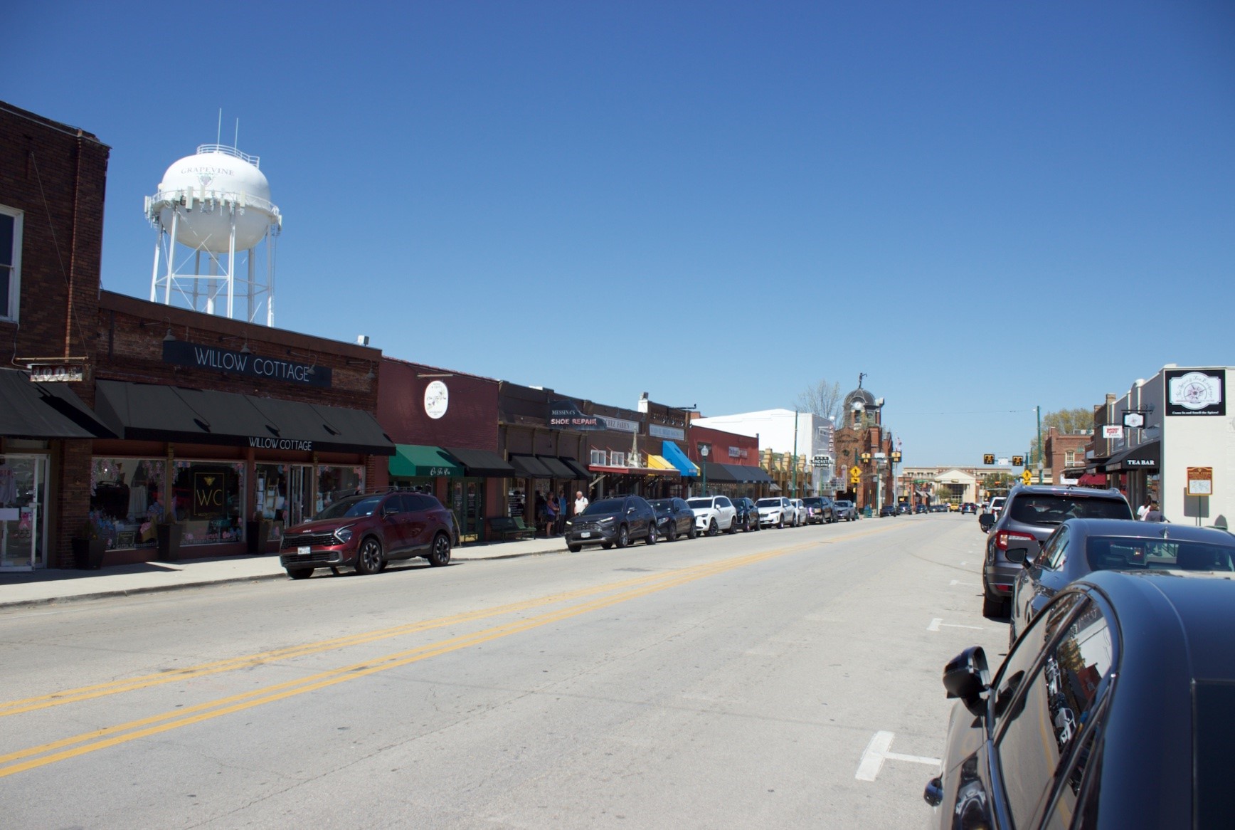 422 Smith Street Grapevine TX 76051