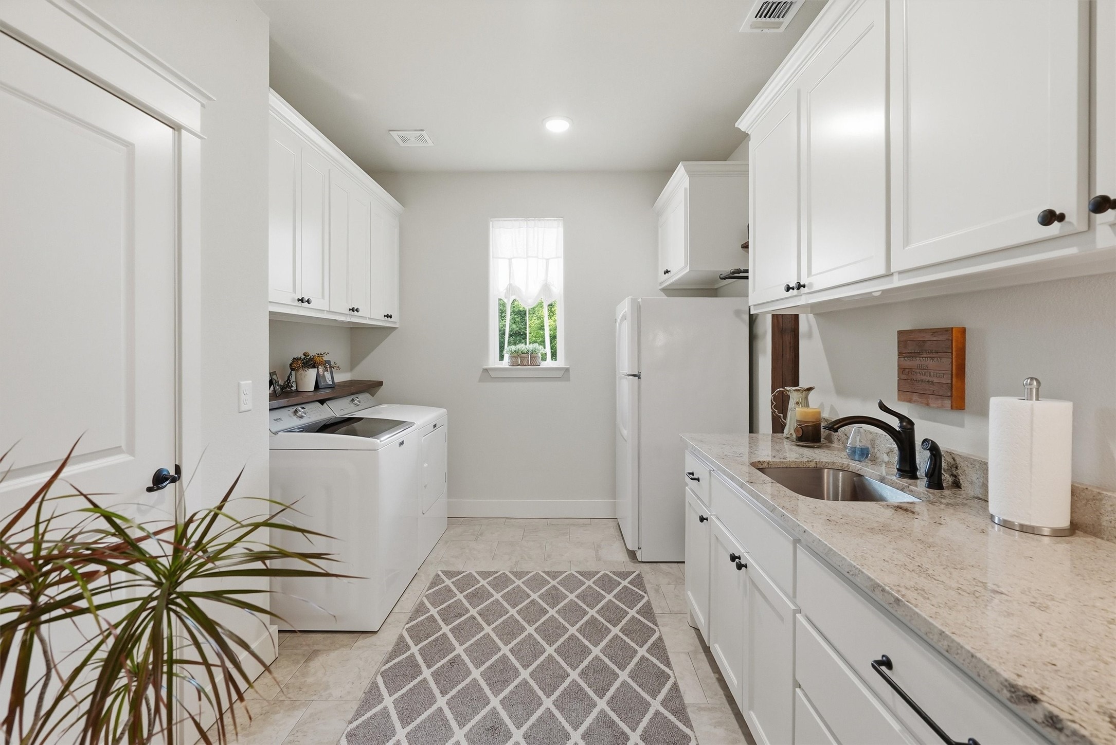 2304 Winchester Court Tolar TX 76476