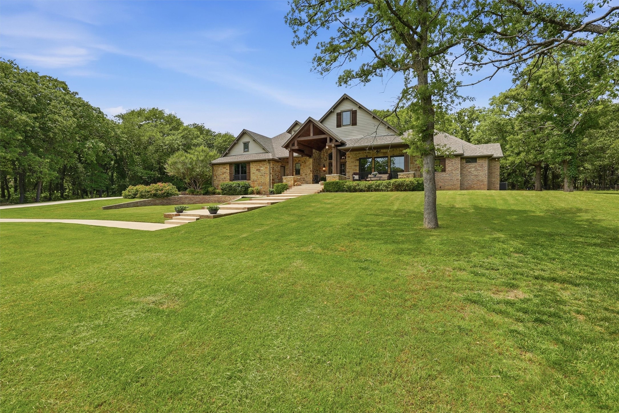 2304 Winchester Court Tolar TX 76476