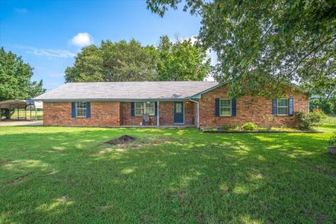 1200 Vz County Road 1512 Van TX 75790