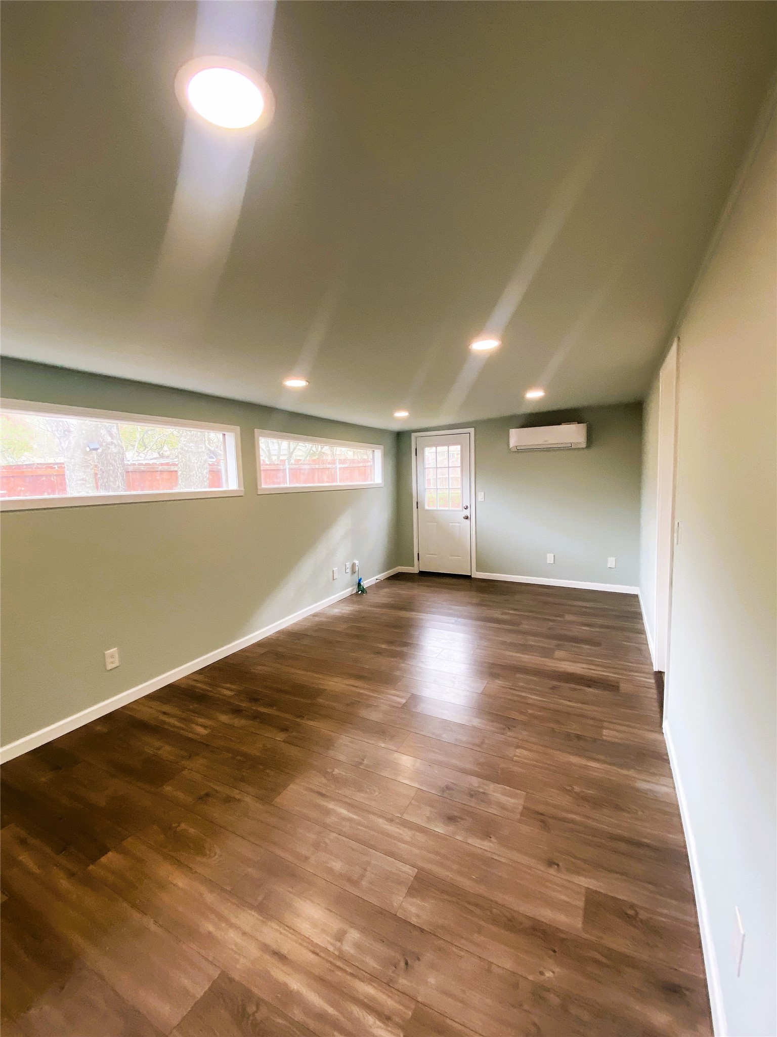 1123 Saturn Drive Cedar Hill TX 75104