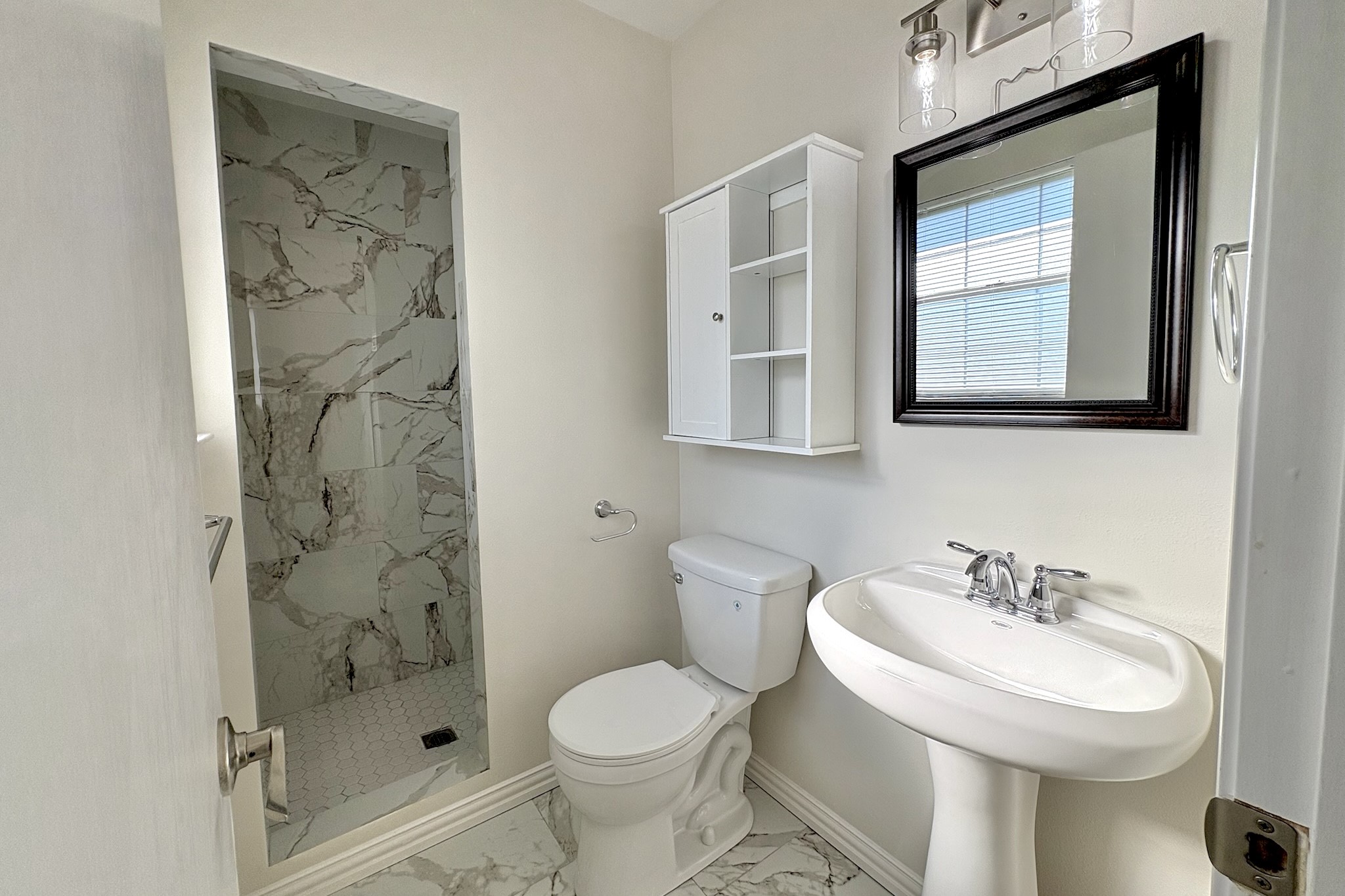 601 Carpenter Drive Garland TX 75040