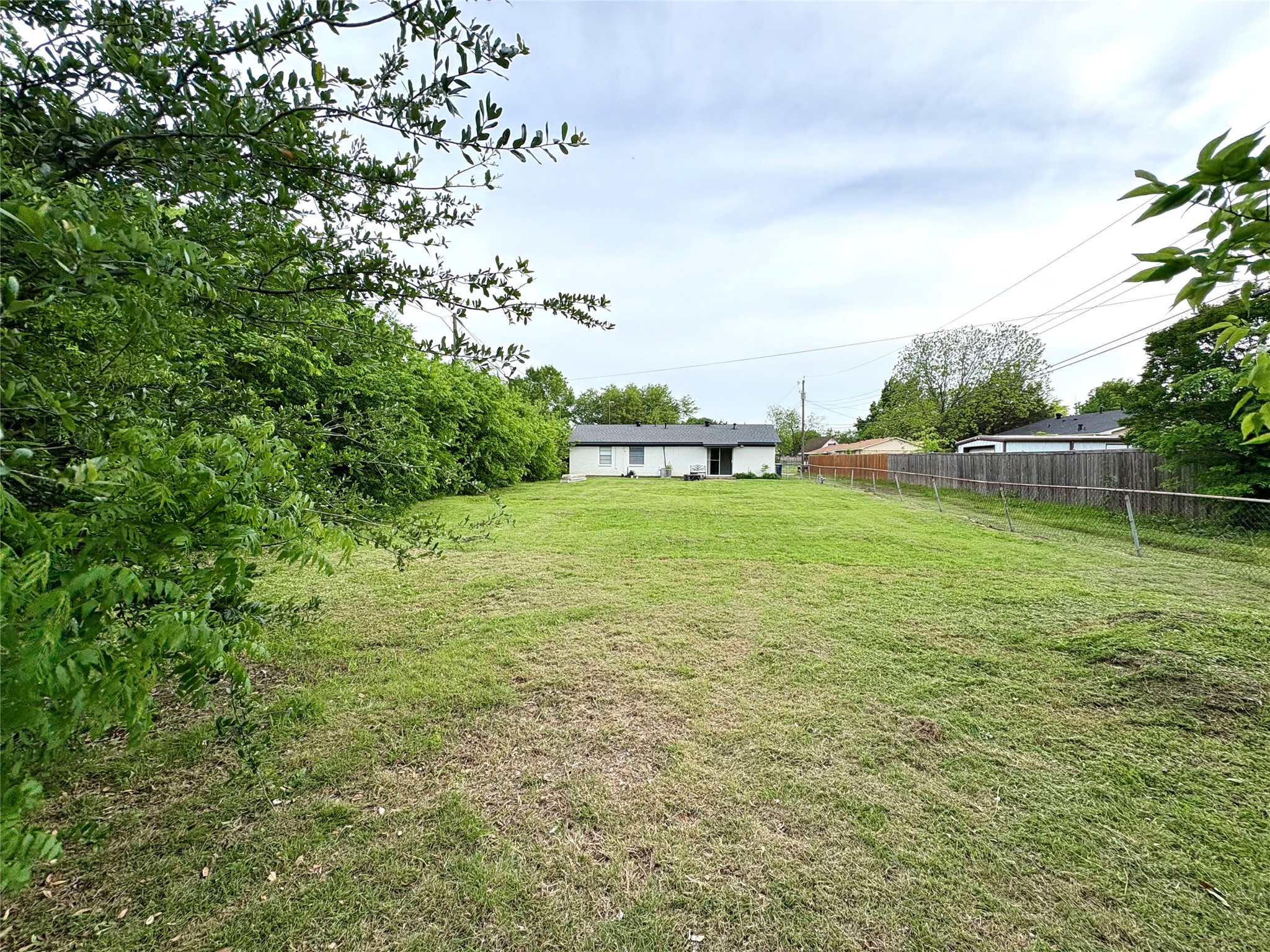 601 Carpenter Drive Garland TX 75040