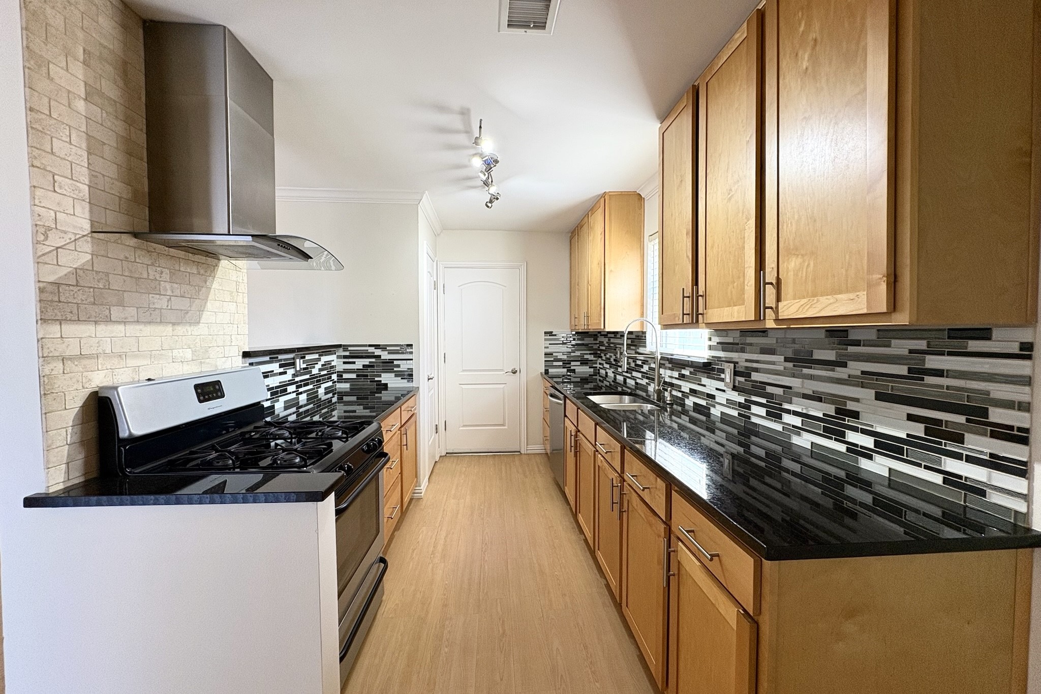 601 Carpenter Drive Garland TX 75040