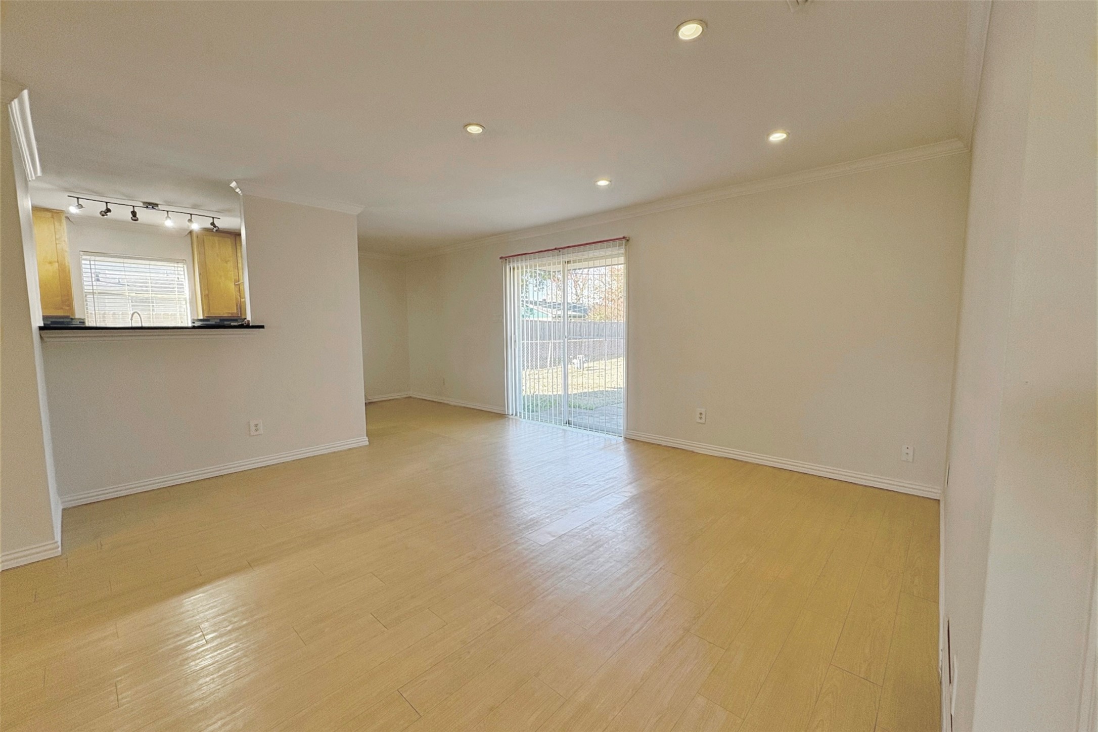 601 Carpenter Drive Garland TX 75040