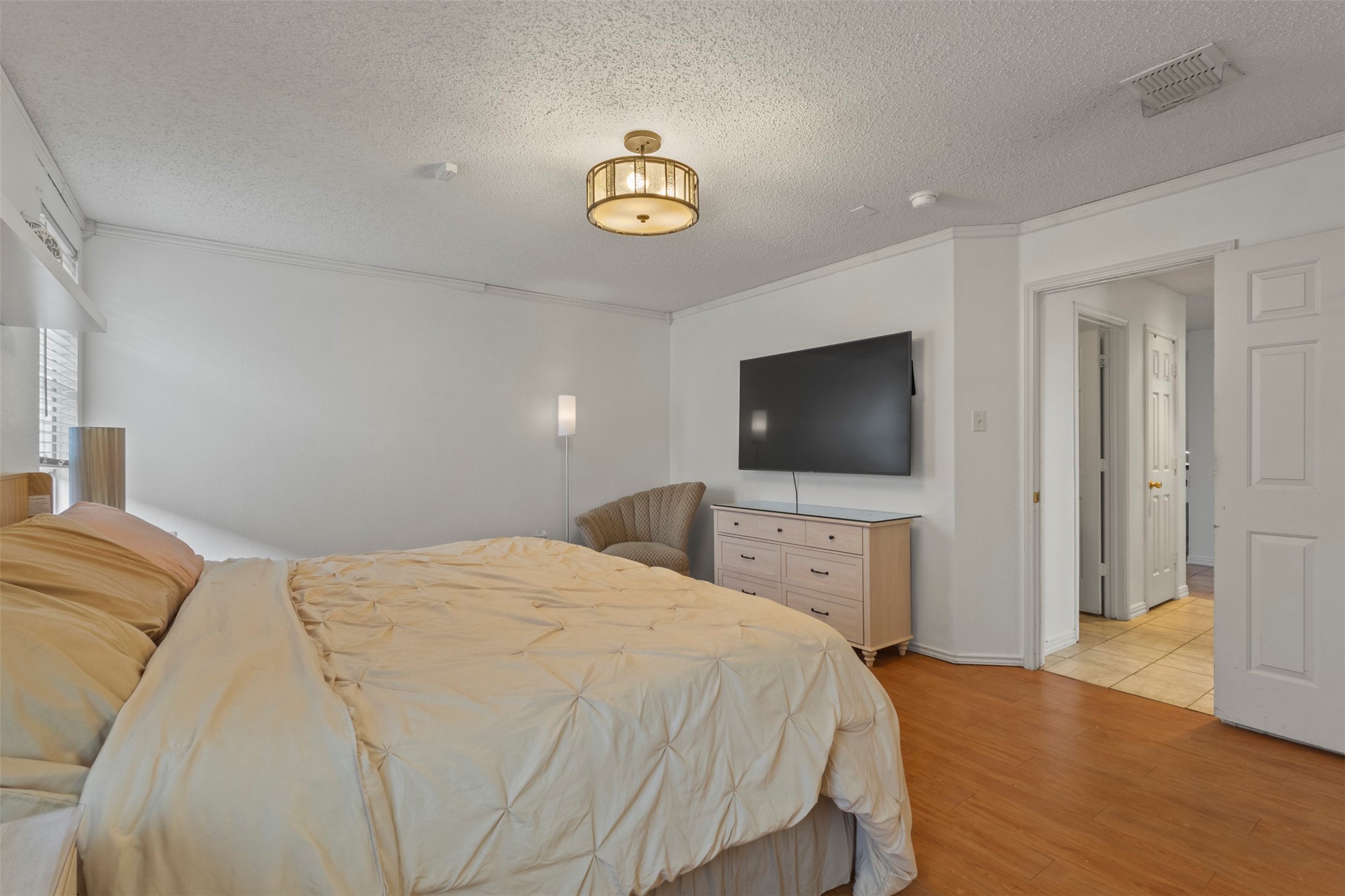 633 Almandora Drive Arlington TX 76002