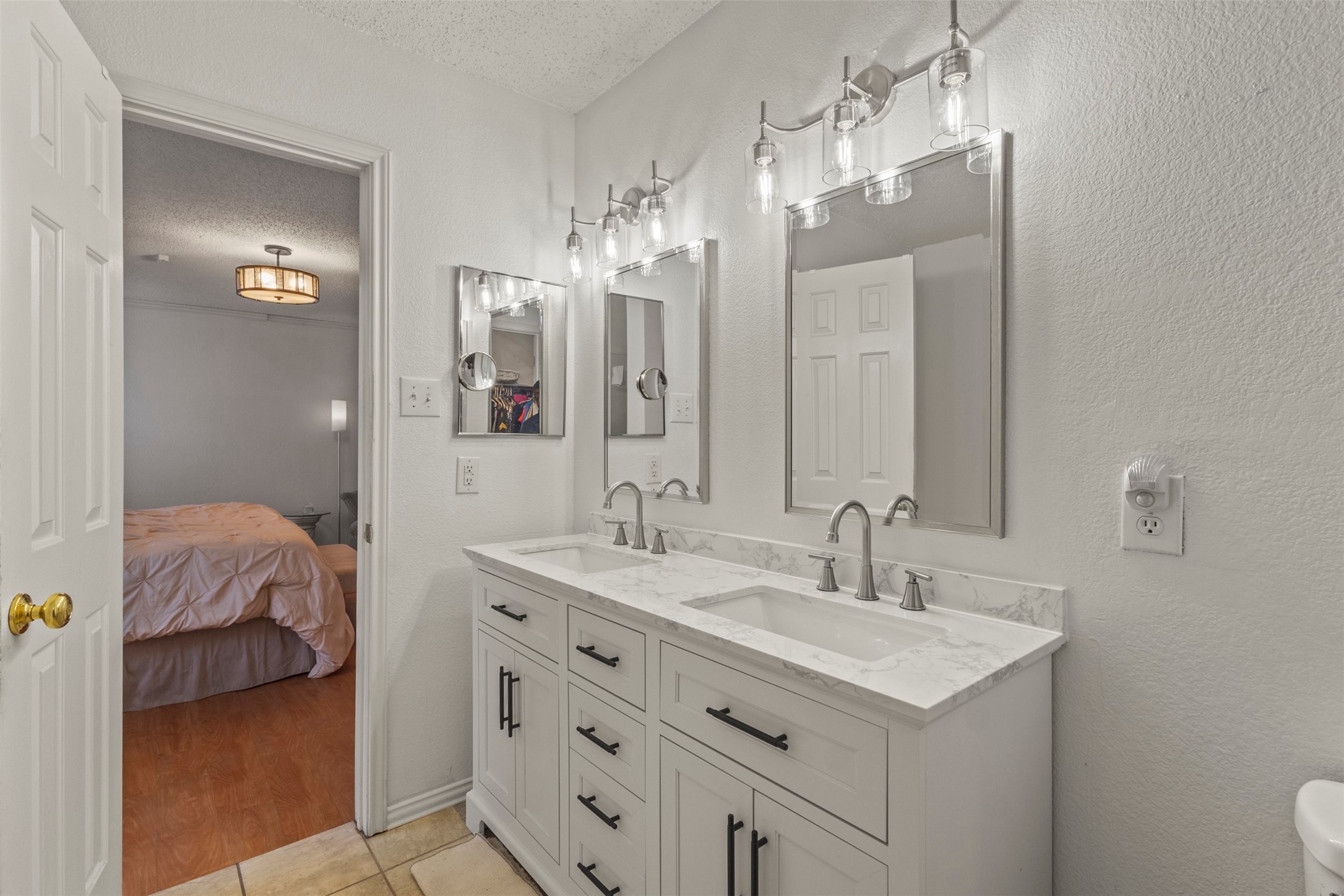 633 Almandora Drive Arlington TX 76002