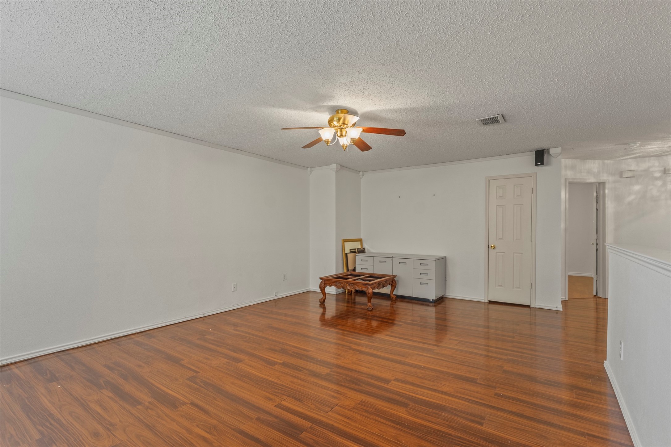 633 Almandora Drive Arlington TX 76002