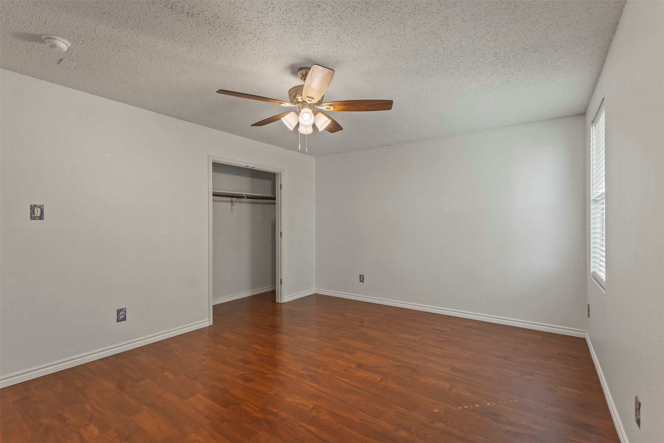 633 Almandora Drive Arlington TX 76002