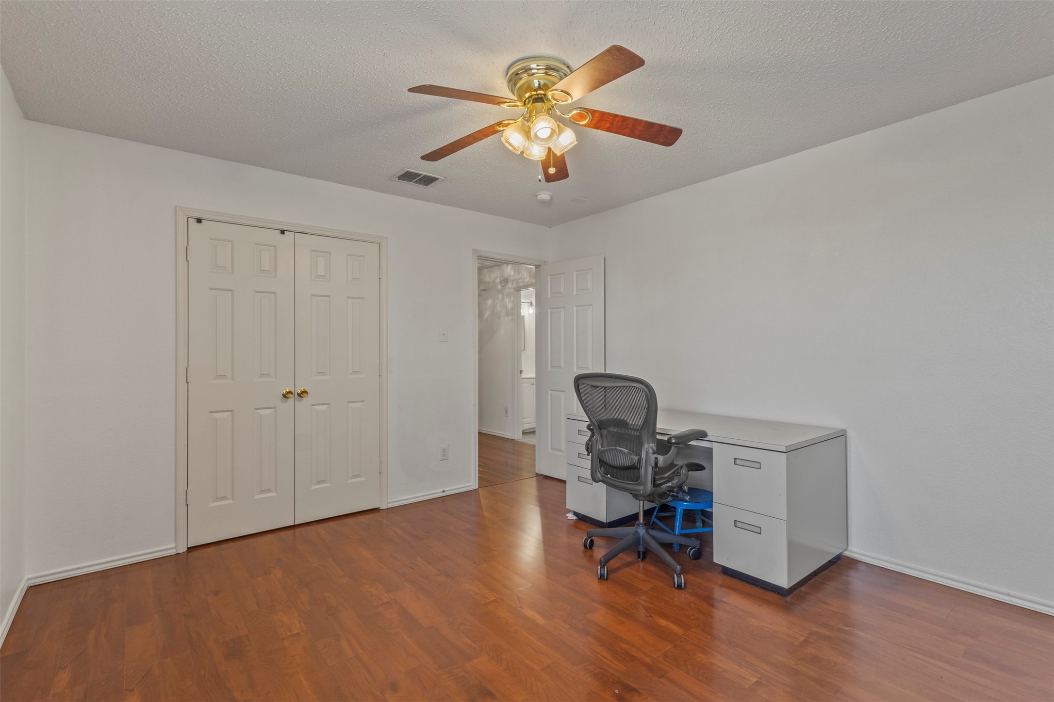 633 Almandora Drive Arlington TX 76002