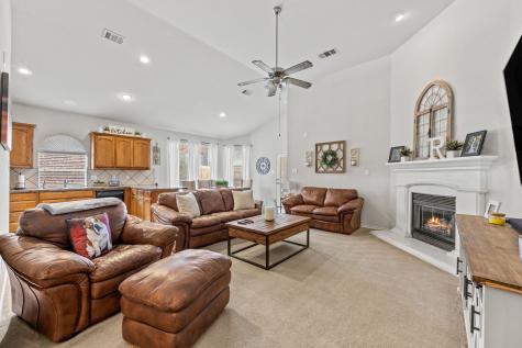 10004 Tulare Lane Fort Worth TX 76177