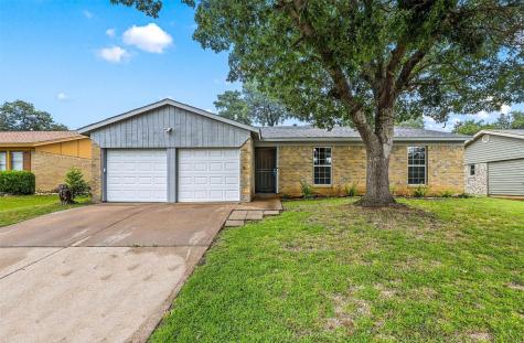 1413 Warren Lane Fort Worth TX 76112